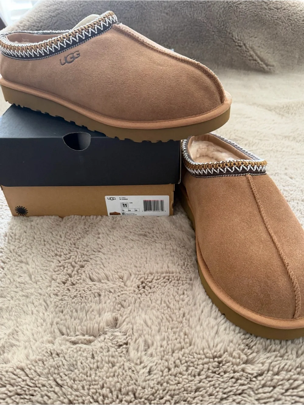 UGG Men’s Suede Slip-On Clog in Chestnut Tan NWT Size 11